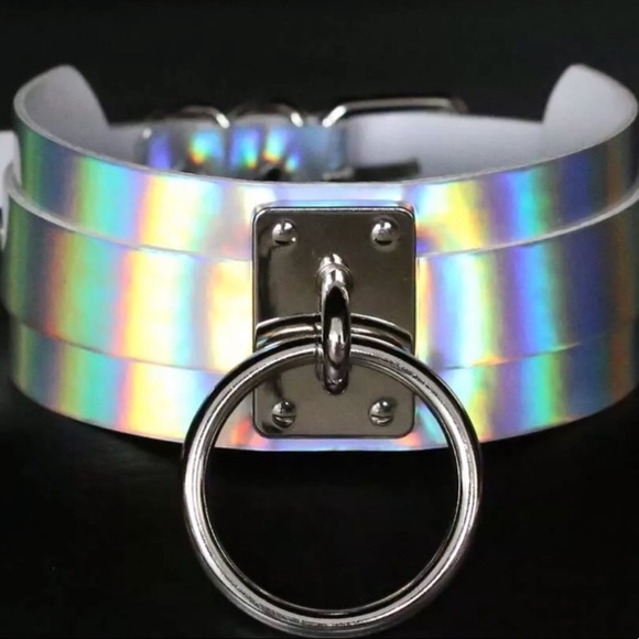 Jewelry - White metallic iridescent rainbow choker necklace bondage rave gothic dollbaby